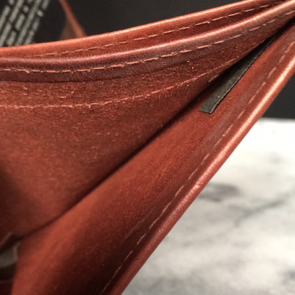 New* Saddle Brown Leather Wallet - Picture 9 of 16